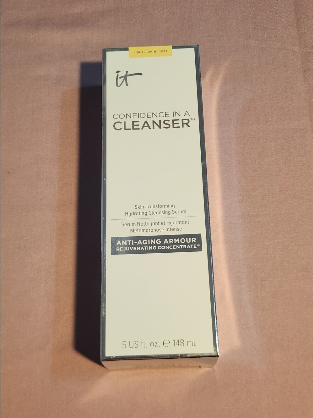 IT Cosmetics Confidence in a Cleanser Skin-Transforming Hydrating Cleansing Gel